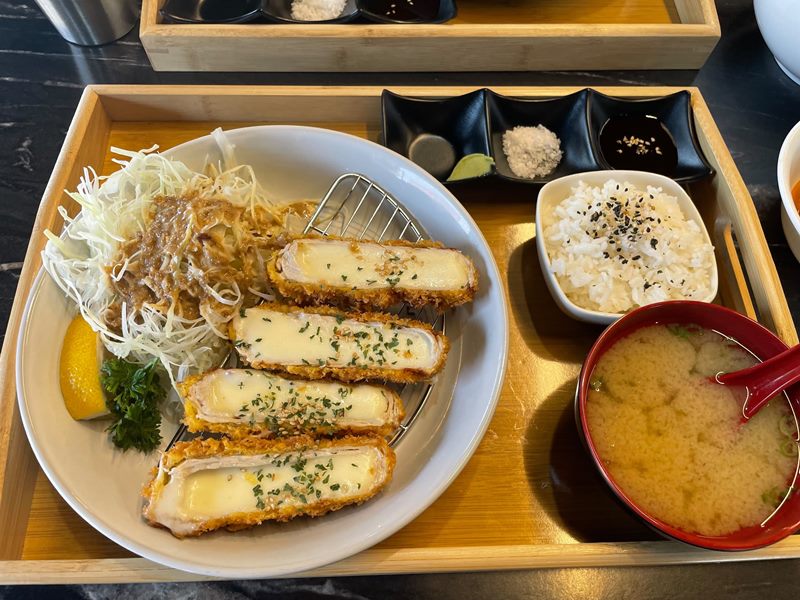 Salt + Lite food